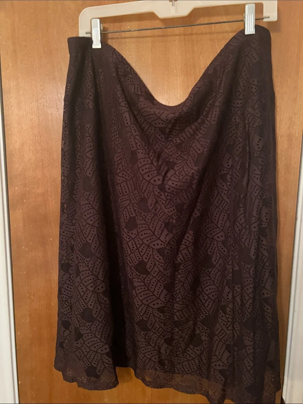 Women’s Dark brown Lace A-Line Skirt. 14